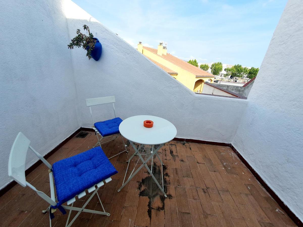 Bonita Casa Con Terraza Y Patio Empuriabrava Exterior photo